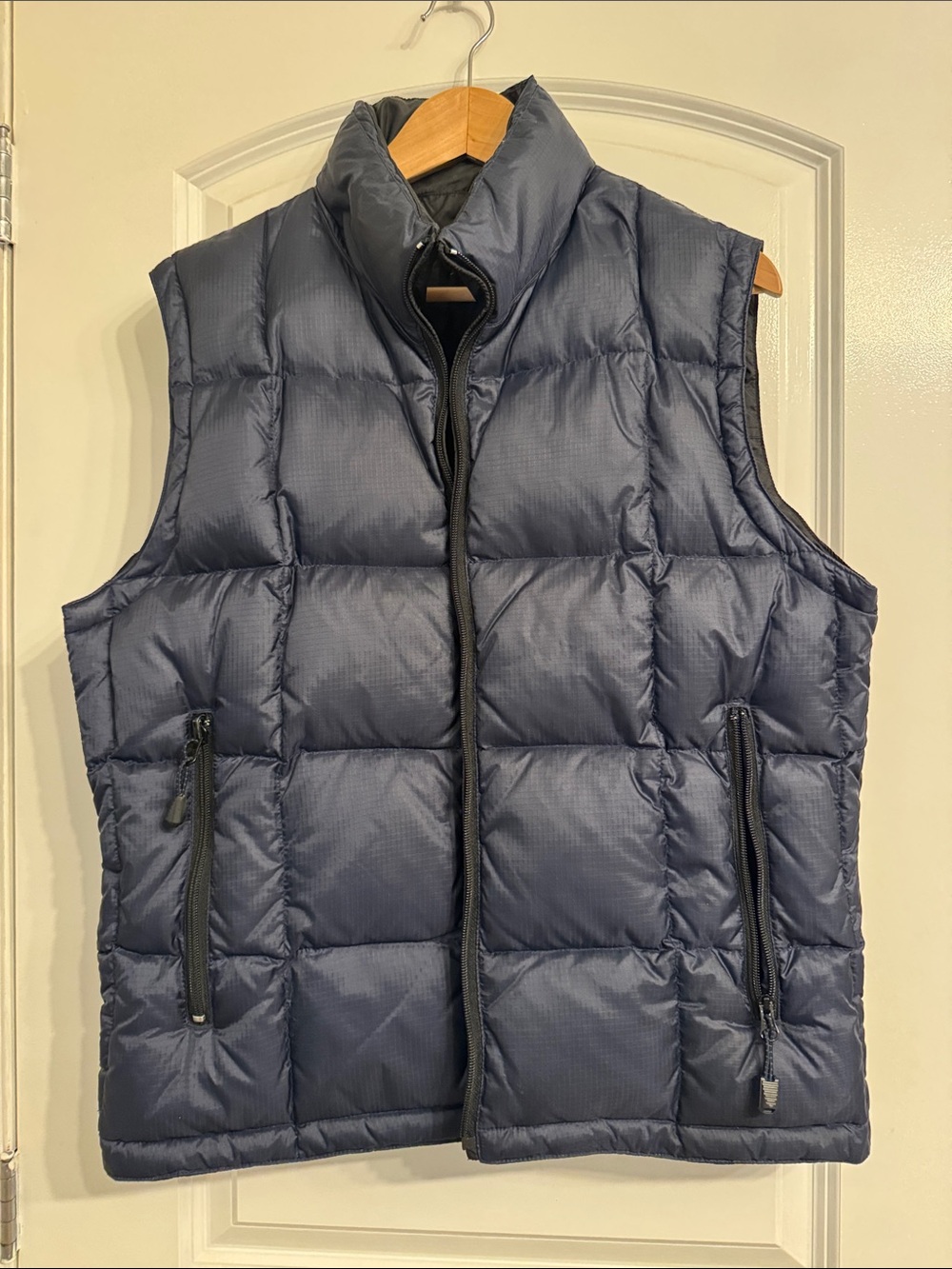 Quilted Navy Puffer Vest